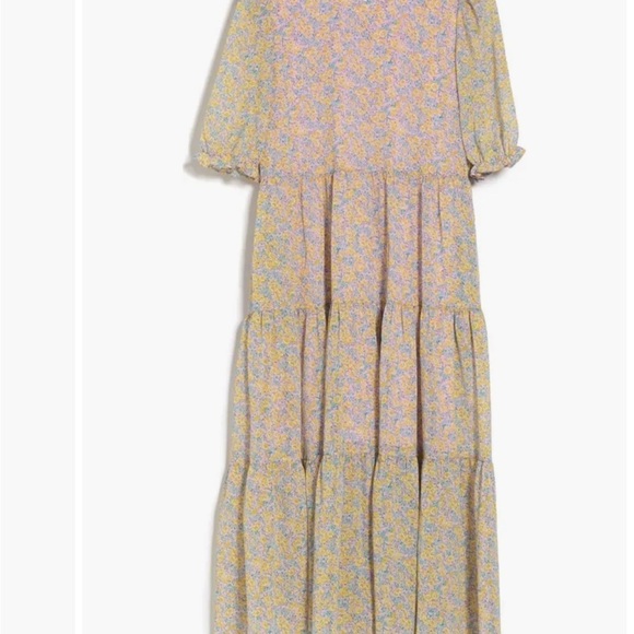 Short Sleeve Tiered Dress - Picture 2 of 3